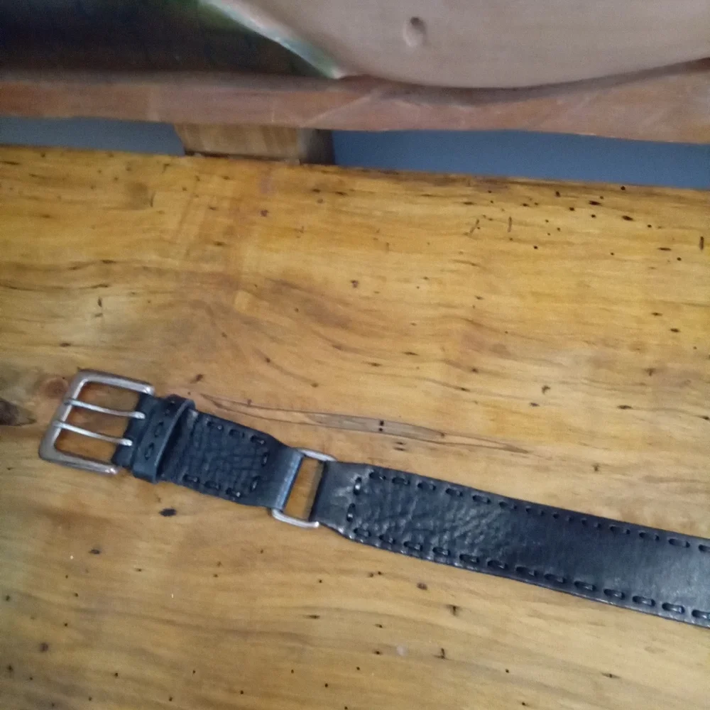 Fossil Black Leather Belt Size S 32